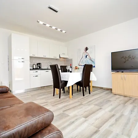 Gabi 2 Apartman Zára